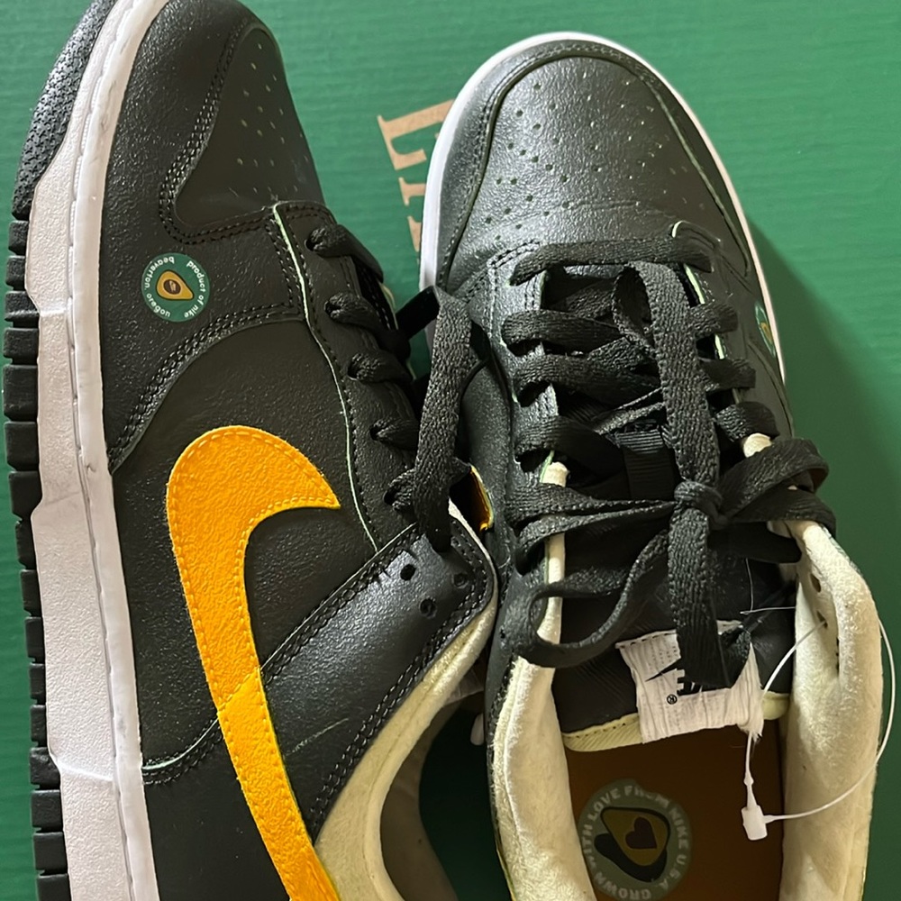 Nike Dunk Low Avocado Exclusive Size 8.5